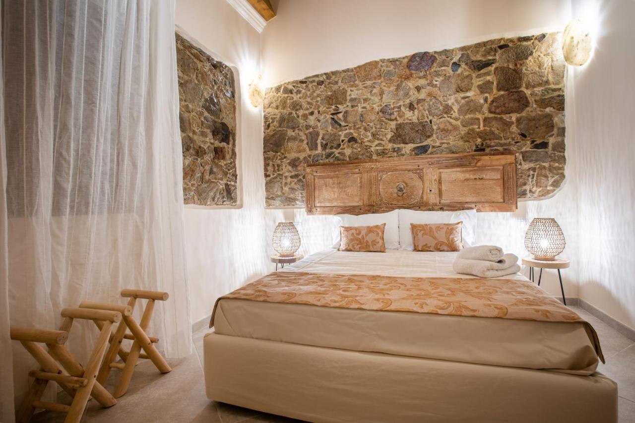 Moon'S Tower Suite&Rooms 斯库索港 外观 照片