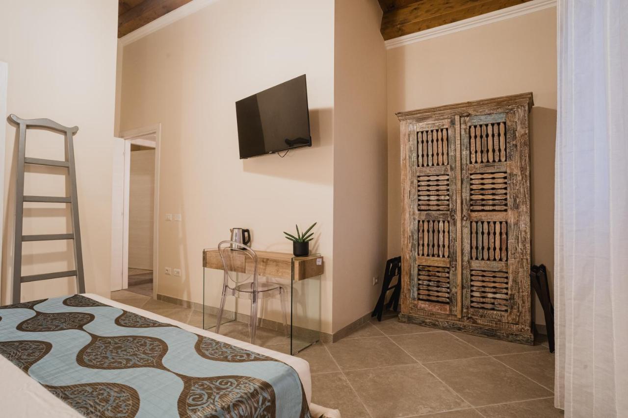Moon'S Tower Suite&Rooms 斯库索港 外观 照片