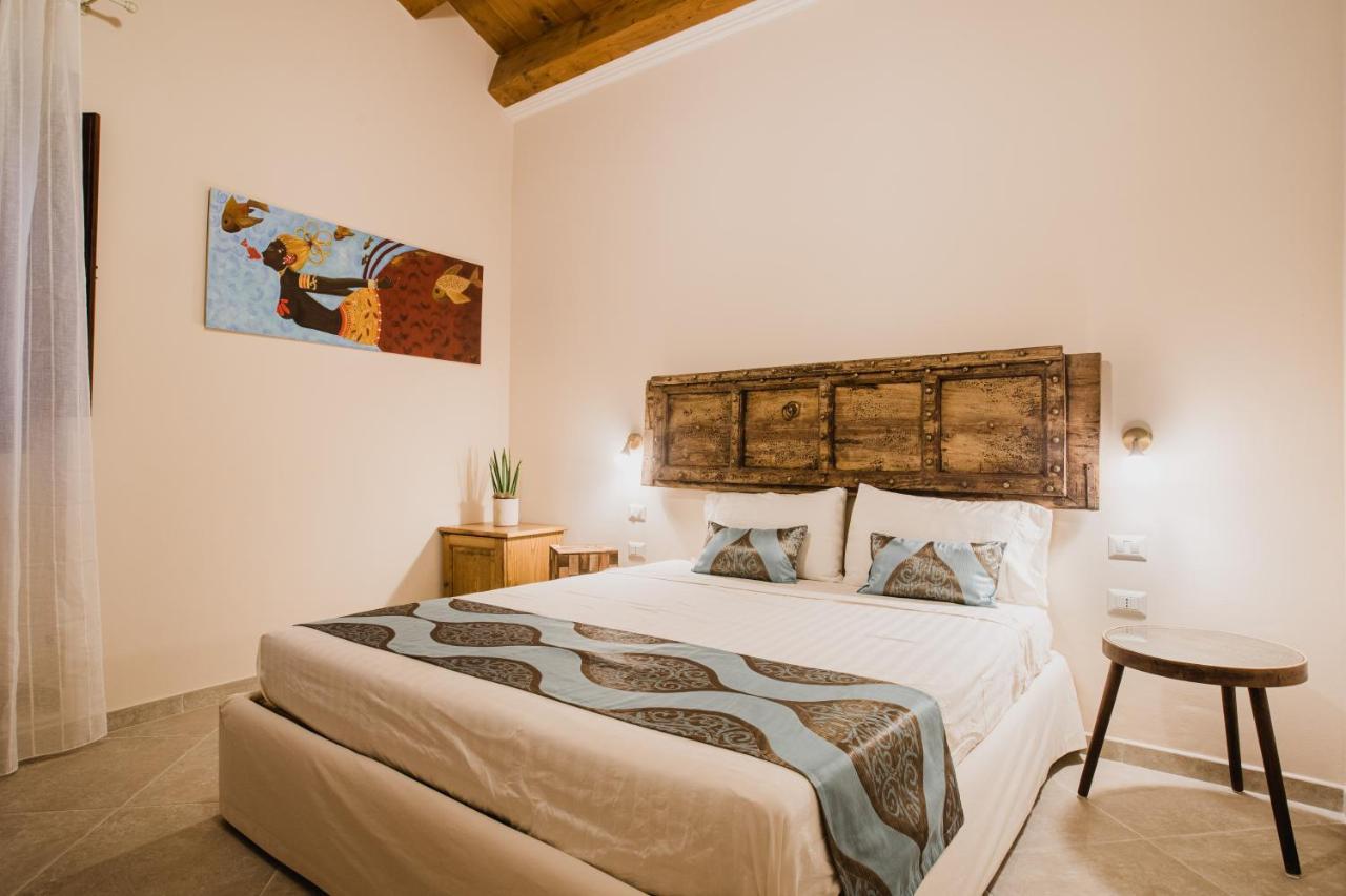 Moon'S Tower Suite&Rooms 斯库索港 外观 照片