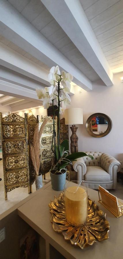 Moon'S Tower Suite&Rooms 斯库索港 外观 照片