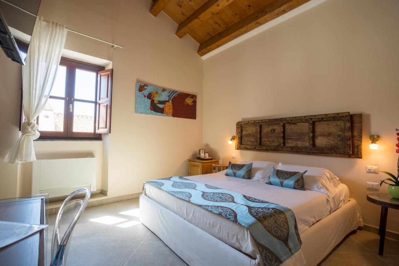 Moon'S Tower Suite&Rooms 斯库索港 外观 照片