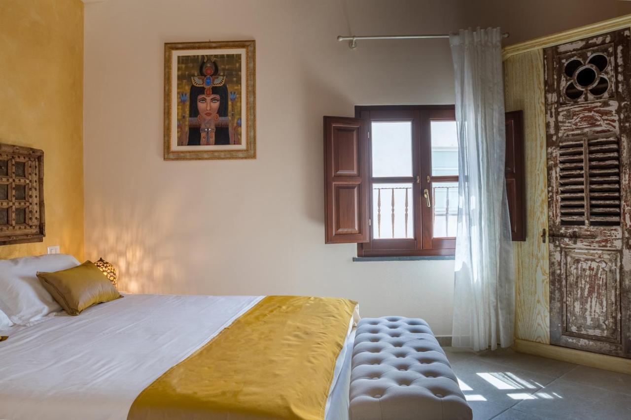 Moon'S Tower Suite&Rooms 斯库索港 外观 照片