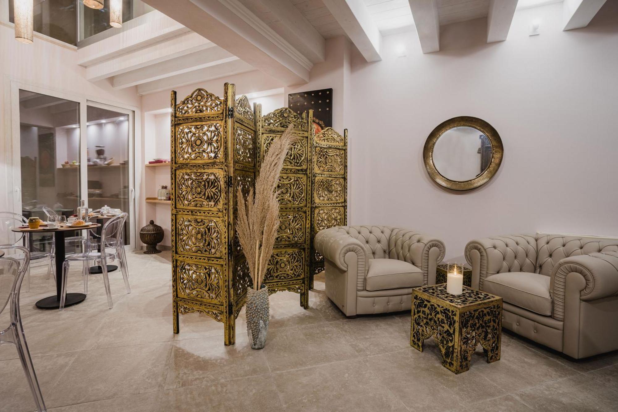 Moon'S Tower Suite&Rooms 斯库索港 外观 照片